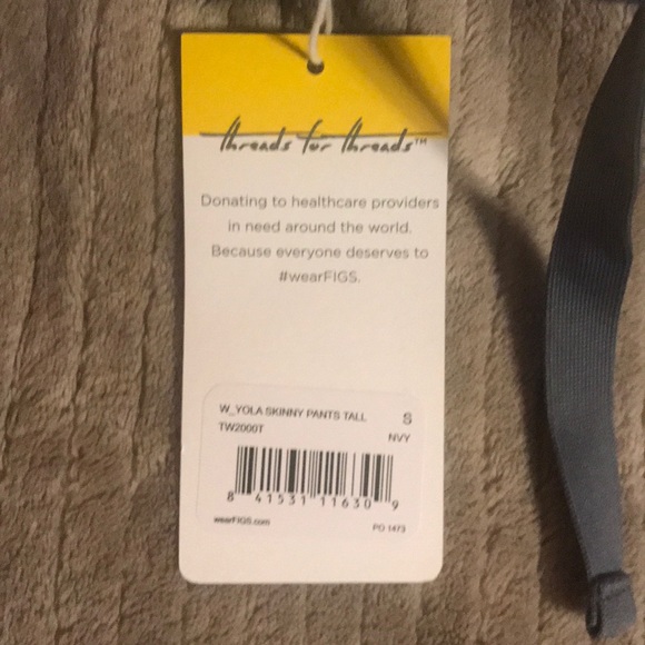 New FIGS Dark Navy Yola Small Tall - Picture 5 of 8